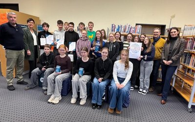 Urkundenüberreichung Kriesgräberfürsorge