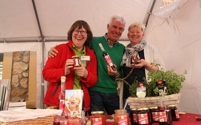 Kirschblütenmarkt Stand der Kirschprodukte