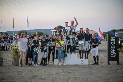 5_Beste Laune beim Global Charity Team Cup am Freitagabend