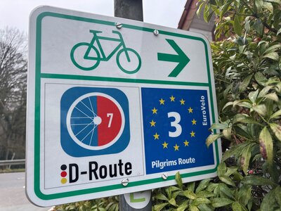 D-Route_Schild