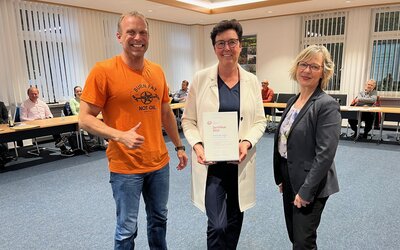 Erhaltungszertifikat familiengerechte Kommune_CC_Gemeinde Hagen a Erhaltungszertifikat familiengerechte Kommune_CC_Gemeinde Hagen a