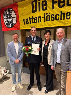 Ernennund zum Gemeindebrandmeister Michael Räther