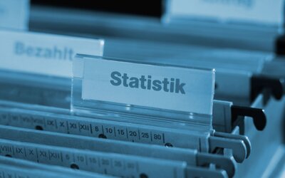 Zahlen, Daten, Fakten - original_R_K_B_by_RainerSturm_pixelio.de Zahlen, Daten, Fakten