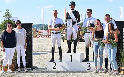 Teuto Rising 2022 - Sportpferde M&M Haunhorst Teuto Rising 2022