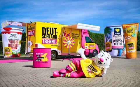 AWIGO-Web_Showtruck_Deutschland_trennt_Mülltrennung_wirkt