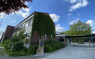 Grundschule Gellenbeck Eingang - Gemeinde Hagen a.T.W. Grundschule Gellenbeck Eingang