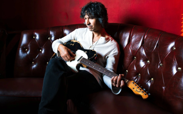 Davy Knowles_C_Allison Morgan.png